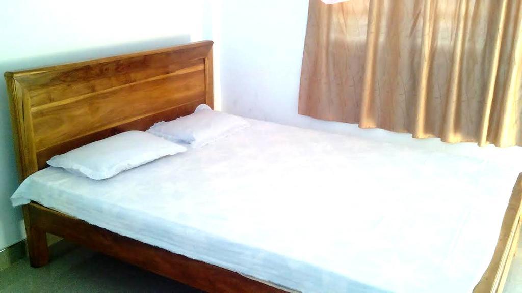 Parakum Rest Rooms Polonnaruwa Bagian luar foto